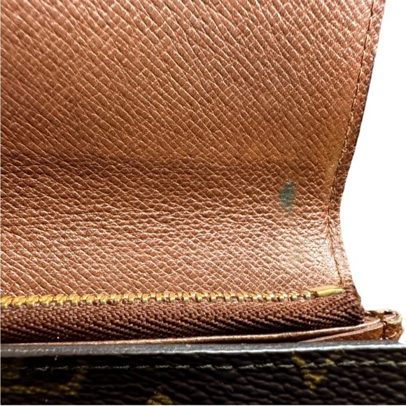 Louis Vuitton Vintage Monogram Coated Canvas Sarah Wallet - Picture 14 of 16